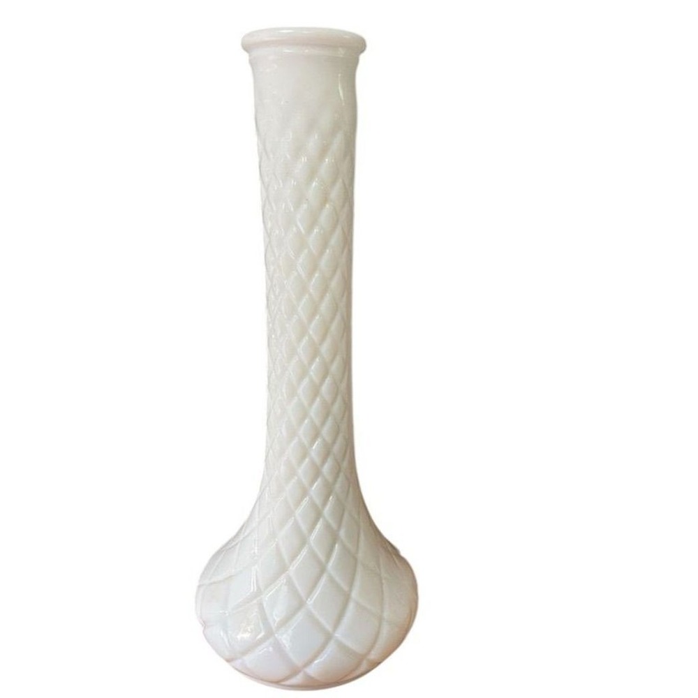 Hoosier Vintage White Milk Glass Bud Vase‎ Diamond Quilted Pattern